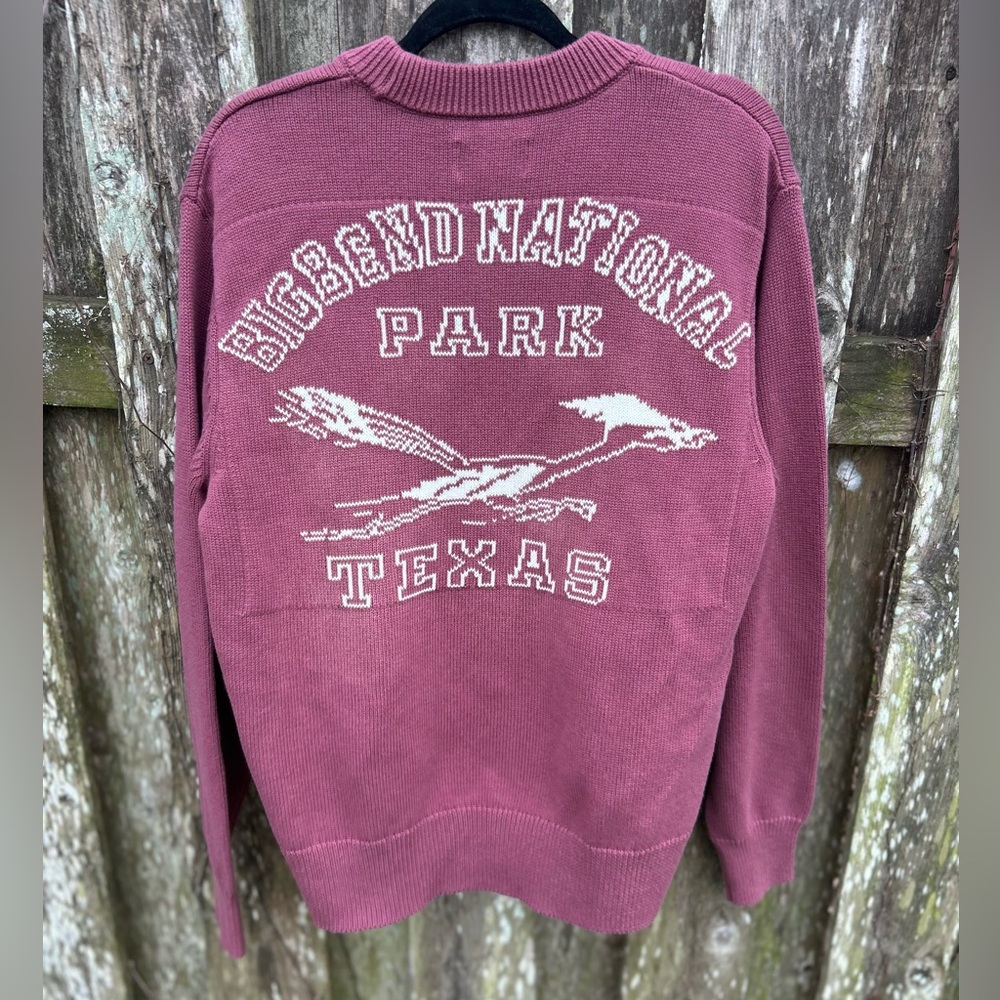 American Eagle Big Bend National Park Sweater M Maroon Graphic Sample NWOT Rare